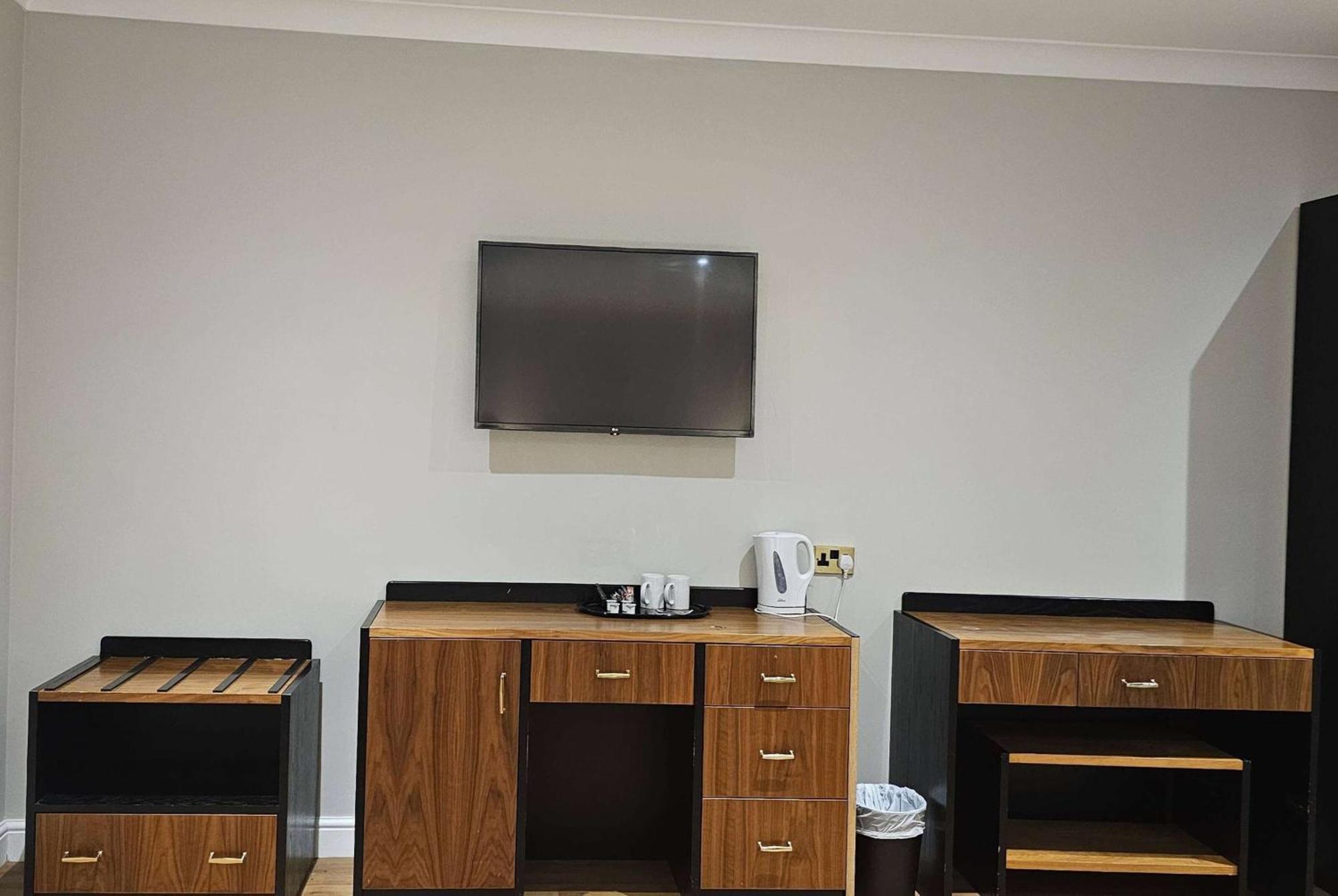 Staindrop Hotel 3*