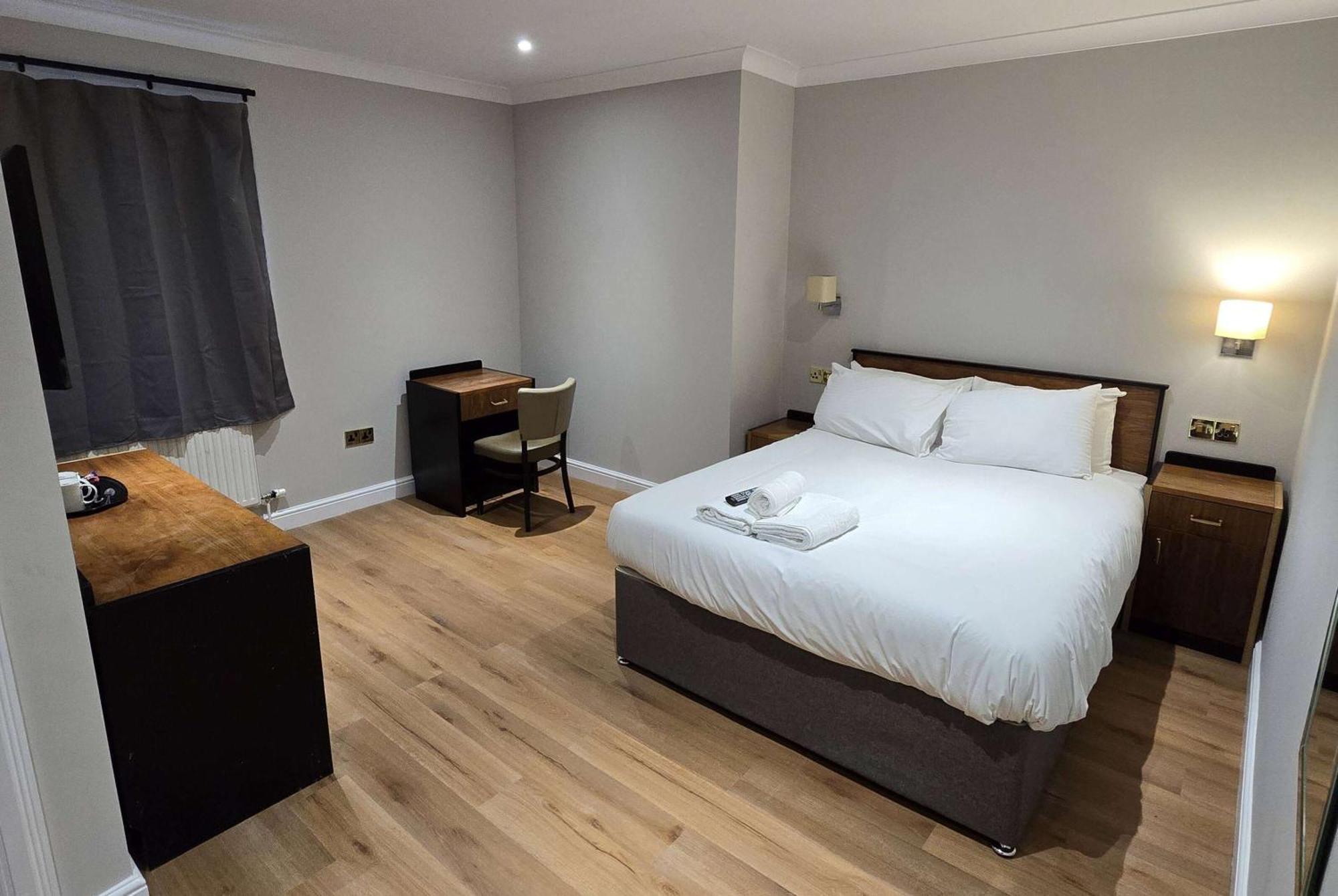 Staindrop Hotel 3*