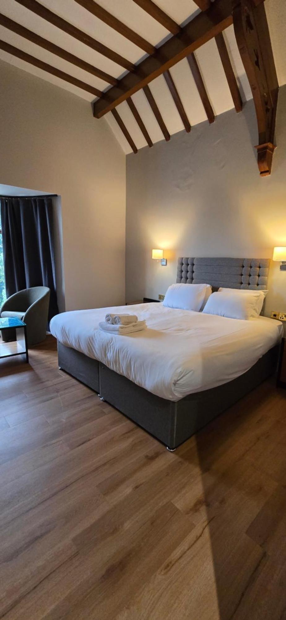 Staindrop Hotel 3*